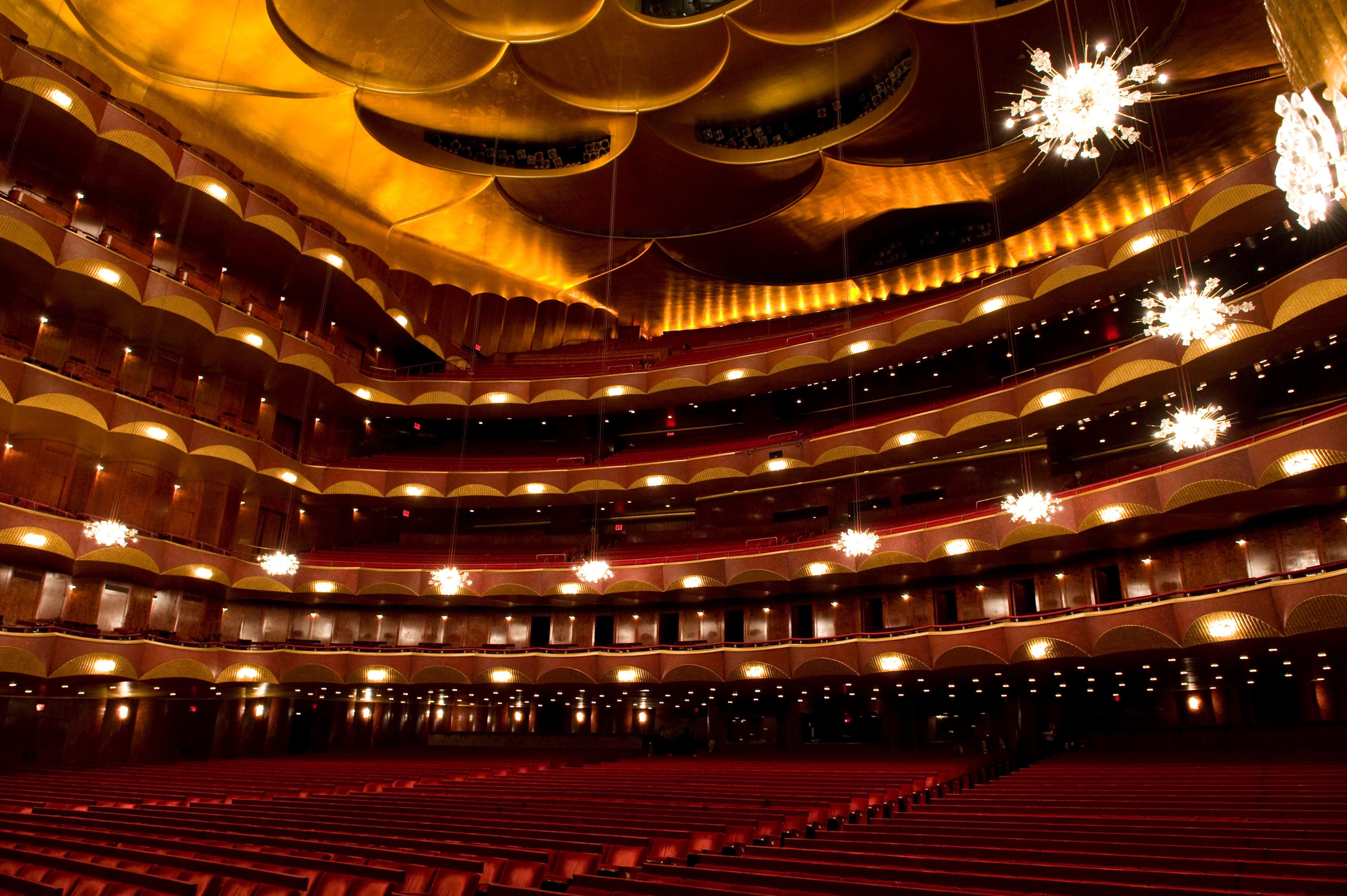 The Metropolitan Opera Opens Gates to the Public for Free