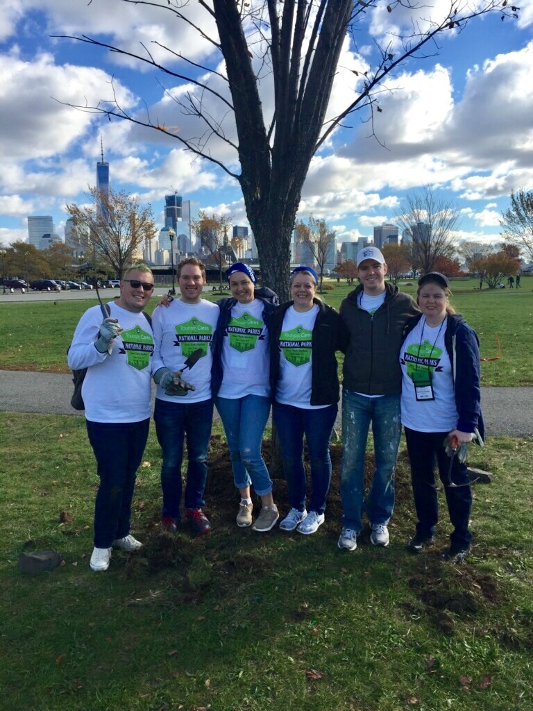 Broadway Inbound Gives Back