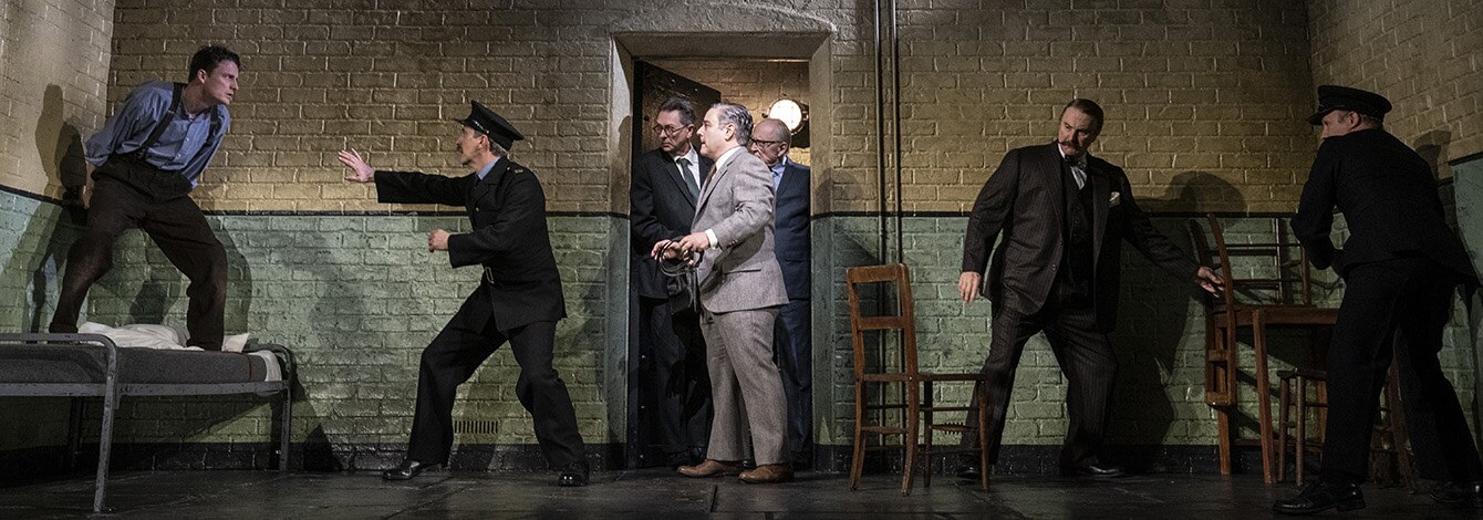 Hangmen Broadway Group Discount Tickets